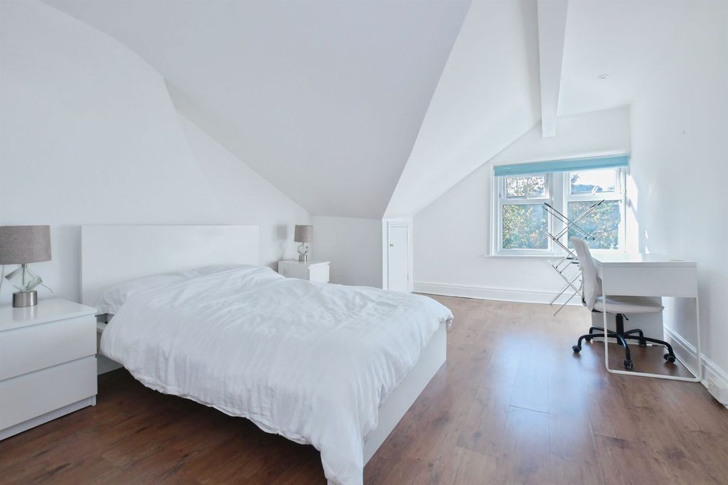 Additional image 5 of 6 bed maisonette for saleCarlton Road, Bournemouth BH1