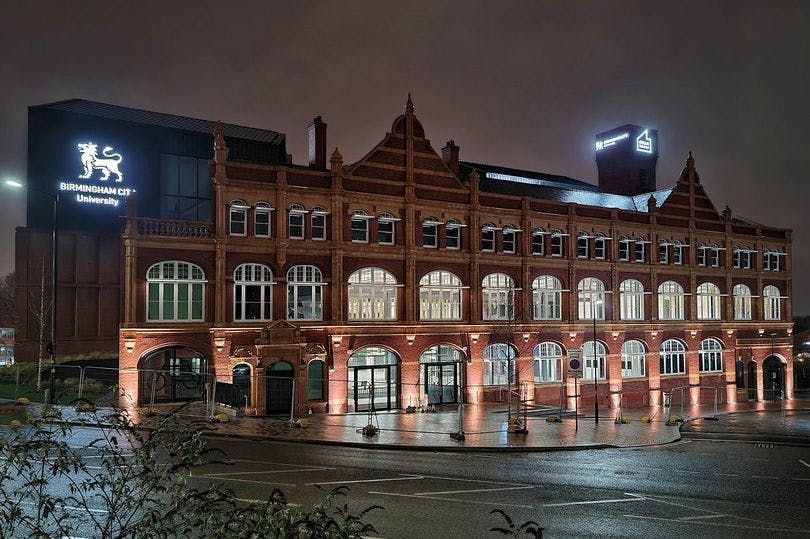 Property photo 1 of 9 Photo Main