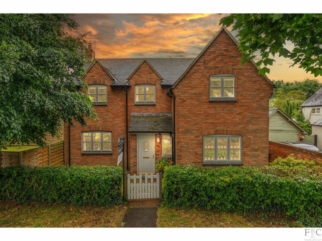 Property photo 2 of 45