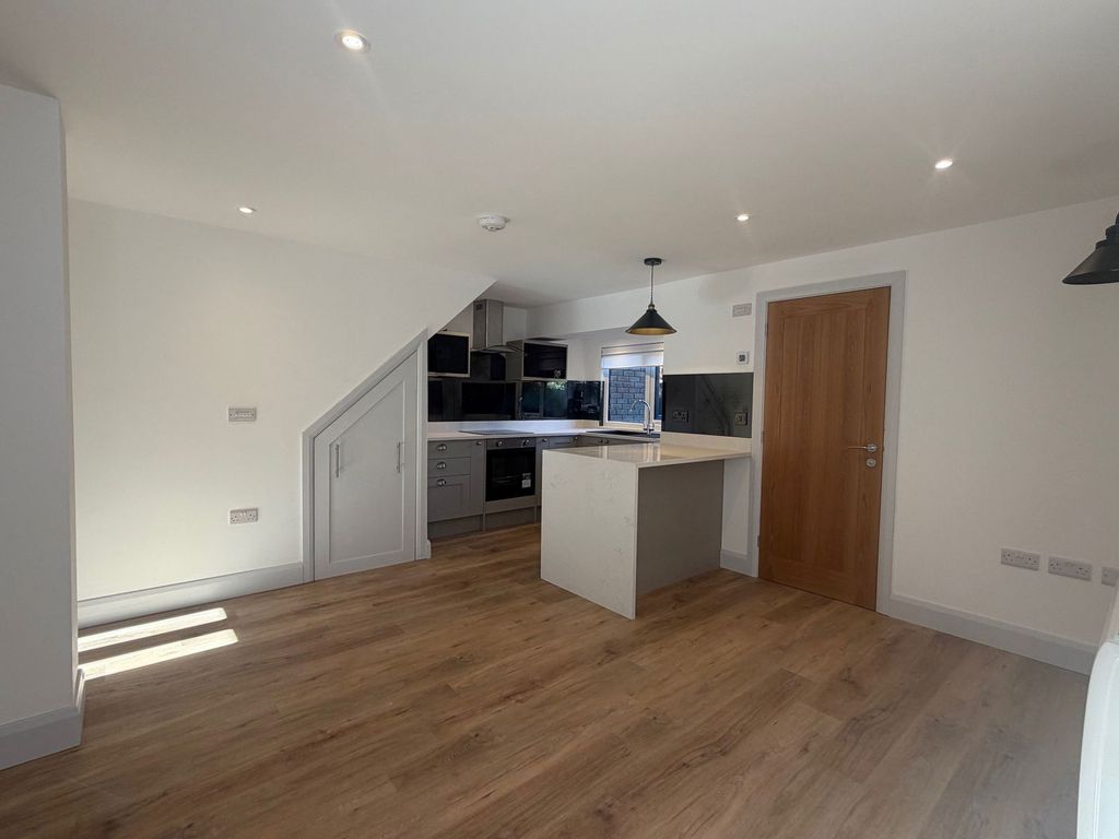 Additional image 4 of 1 bed flat to rentThe Luxe Loft 15 The Homend, Ledbury, Herefordshire HR8