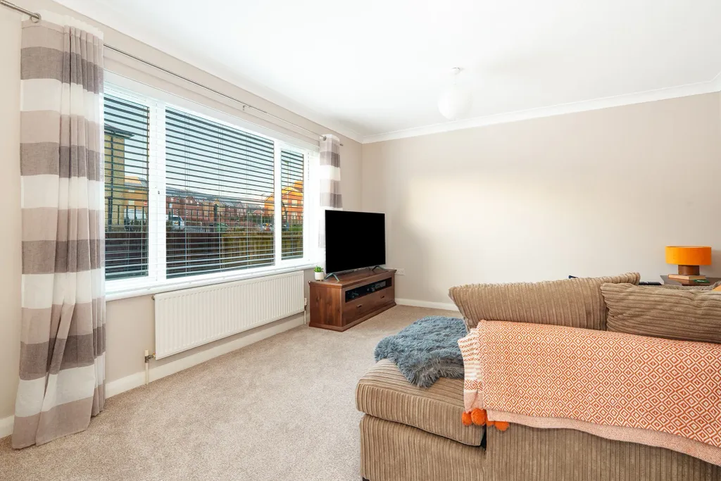 Property photo 3 of 15