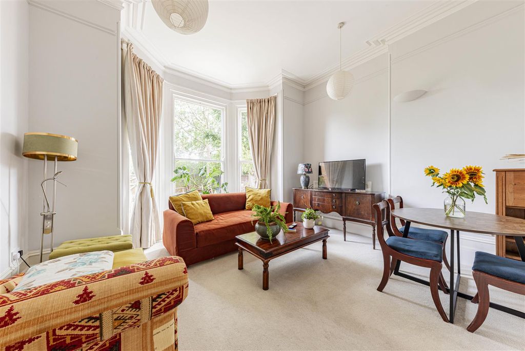 Property photo 2 of 23 L J Imaging-5.Jpg