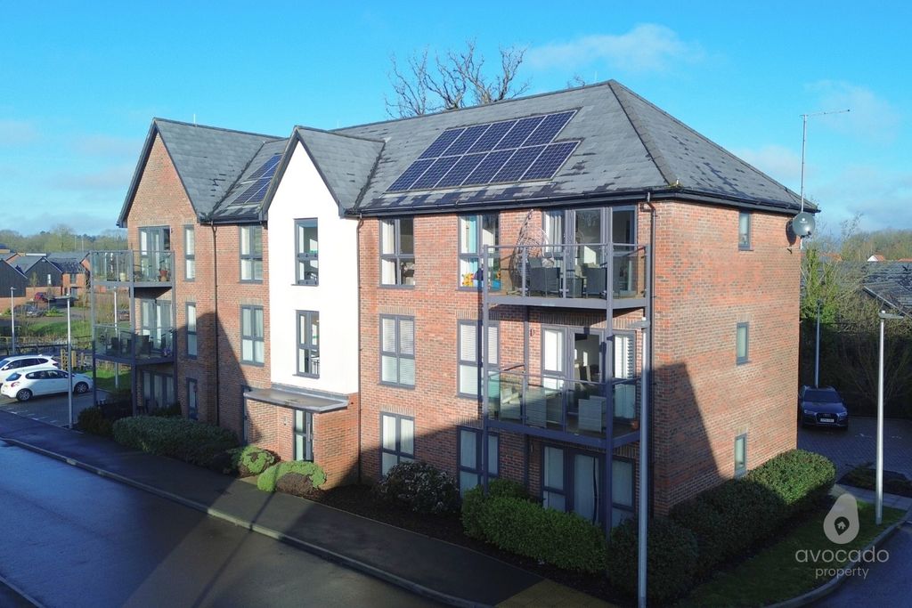 Property photo 1 of 14 4798431