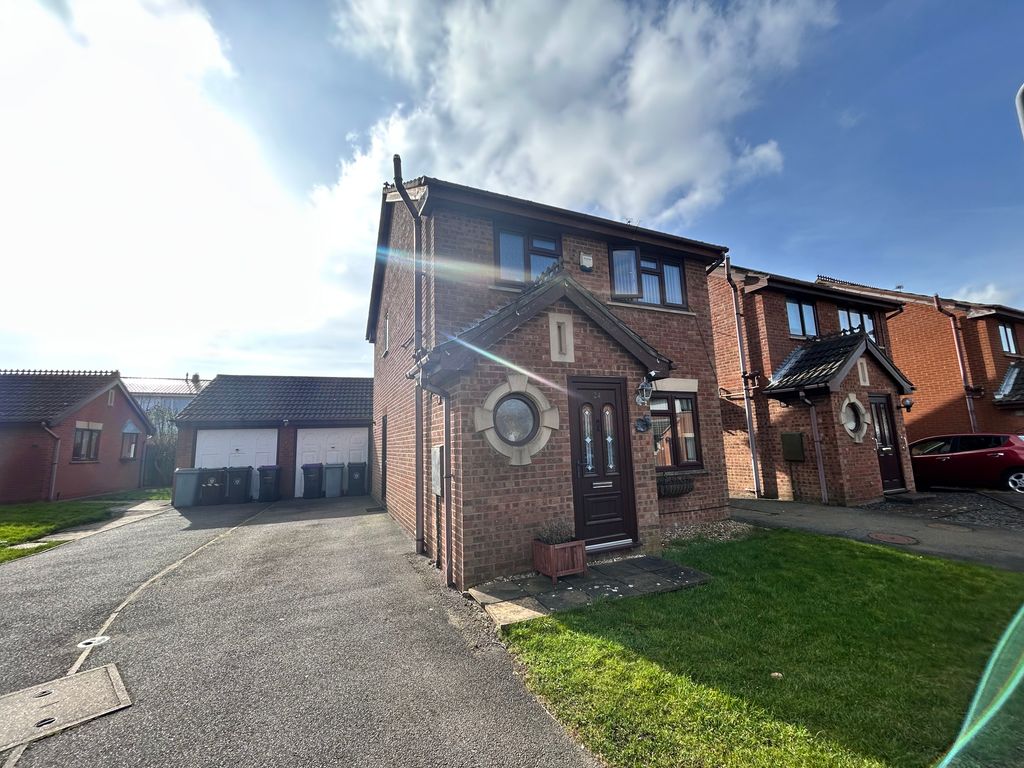 Property photo 1 of 18 Image