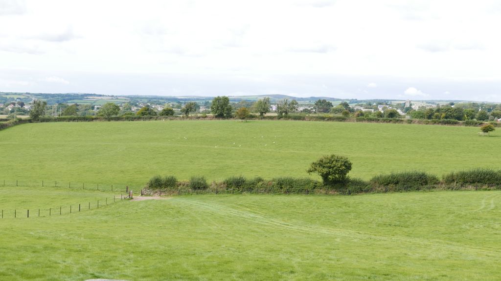 Property photo 3 of 16