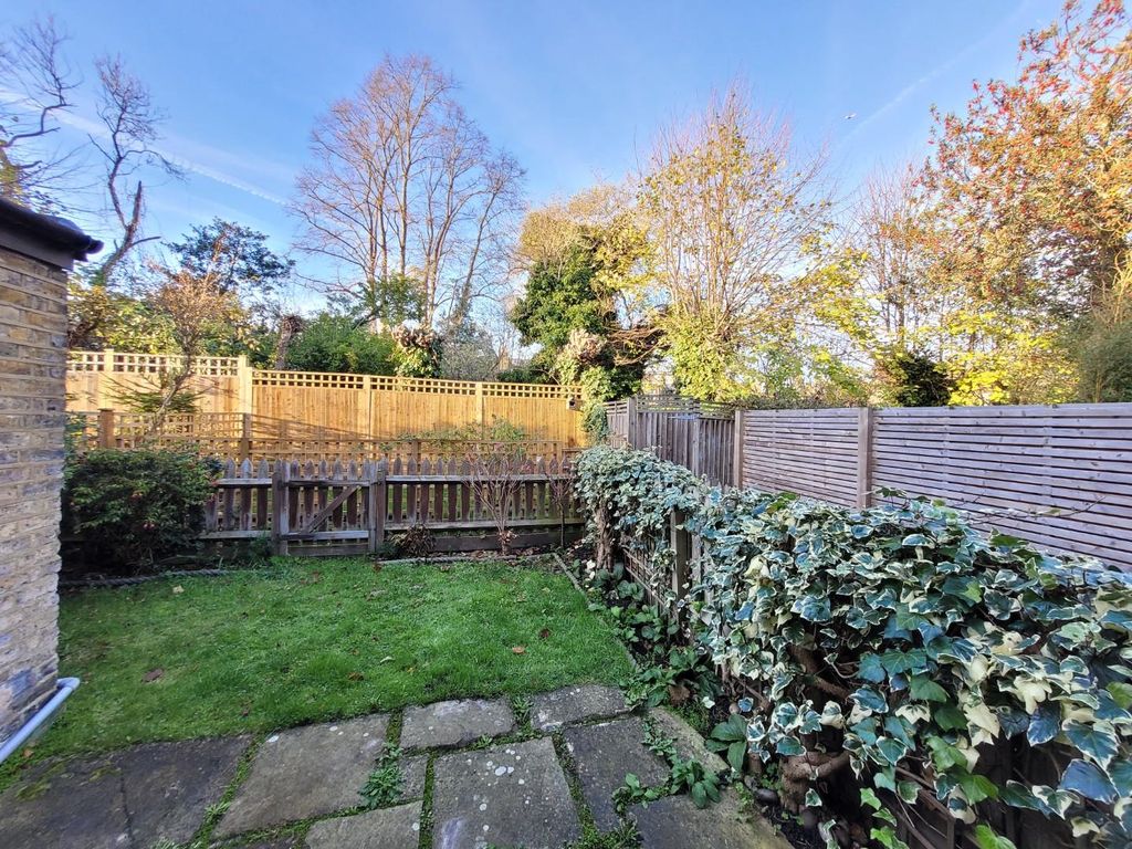 Property photo 2 of 9 Photo 2.Jpg