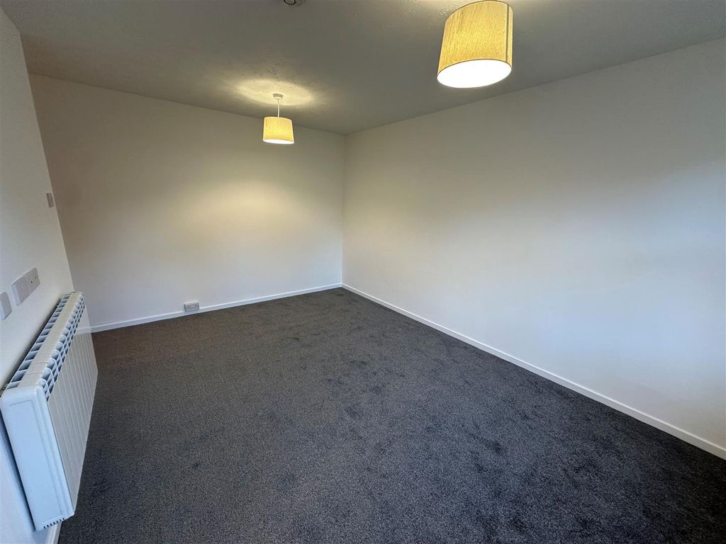 Property photo 3 of 5 Lounge 2.Jpg