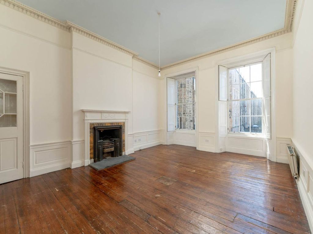 Property photo 3 of 18 3