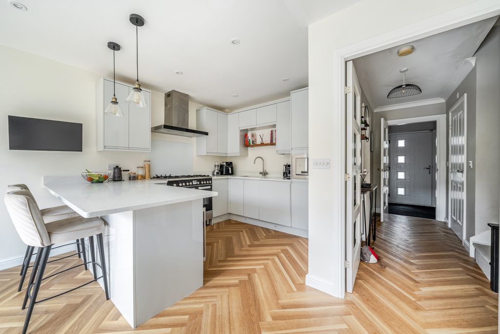 Additional image 9 of 4 bed town house for saleSt. Martins Field, Otley LS21