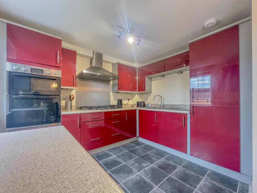 Property photo 1 of 5 Lrg_Kitchen Diner 4