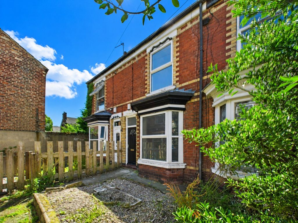 Property photo 1 of 17 Outside