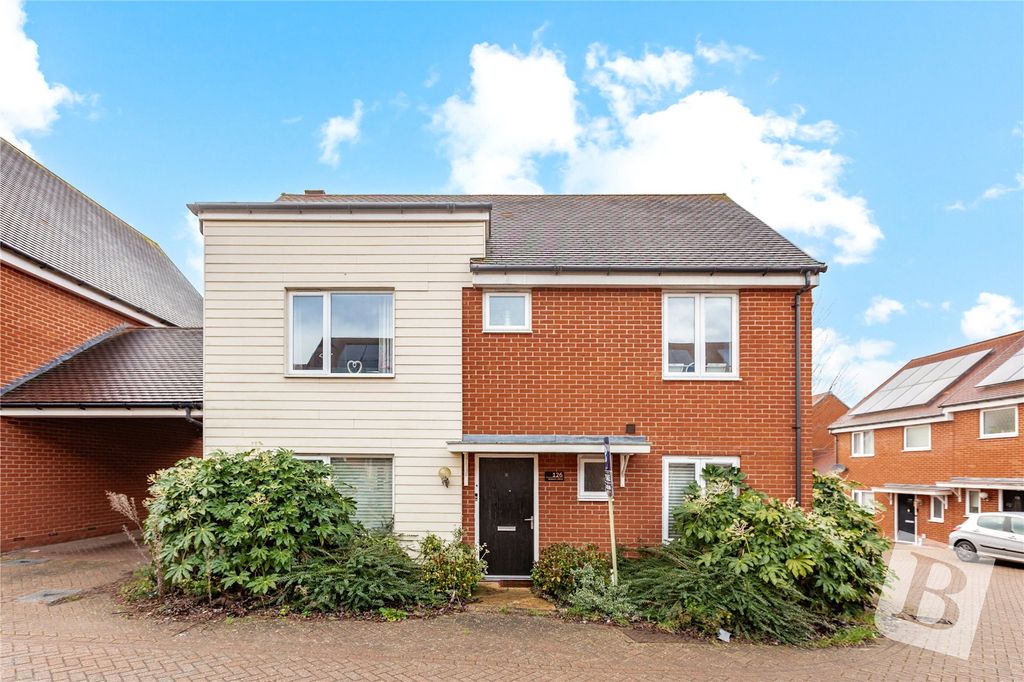 Property photo 1 of 19 Front