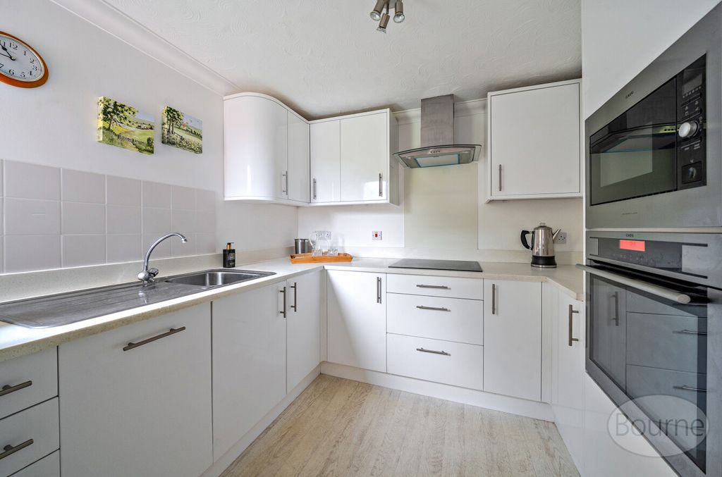 Property photo 2 of 20 B6d32A32-Db7B-4Aa...