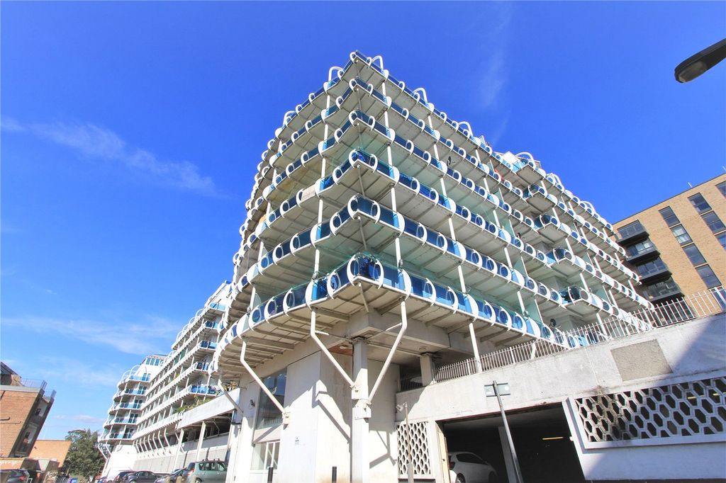 Property photo 1 of 8 Picture No. 11