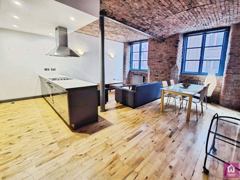 Property photo 2 of 17 Pbox-Img.Jpg