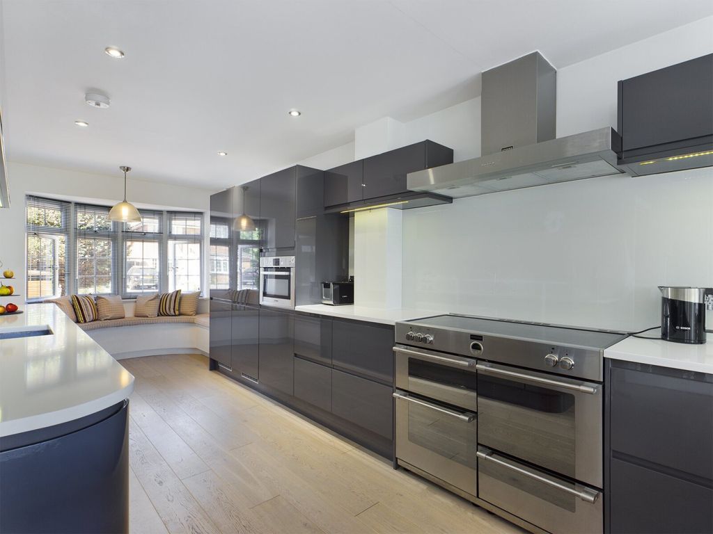 Property photo 3 of 22 Picture No. 07