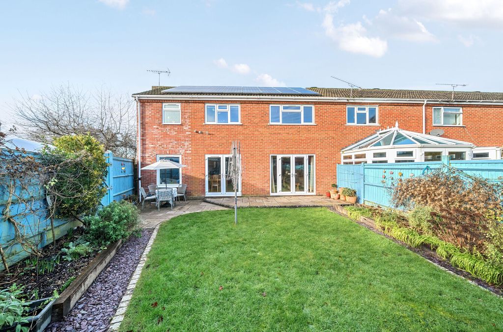 Property photo 2 of 15 1393034-5-69678Be...