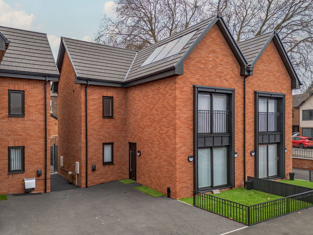 Property photo 1 of 31