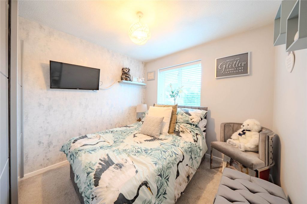 Property photo 3 of 23 Picture No. 07