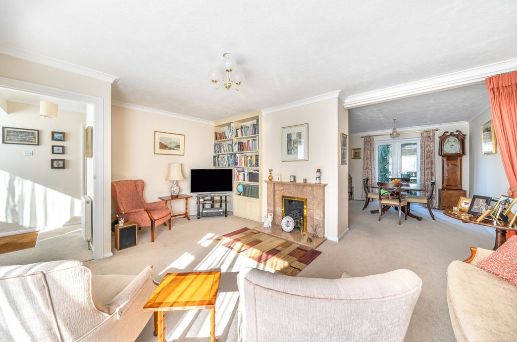 Property photo 3 of 20