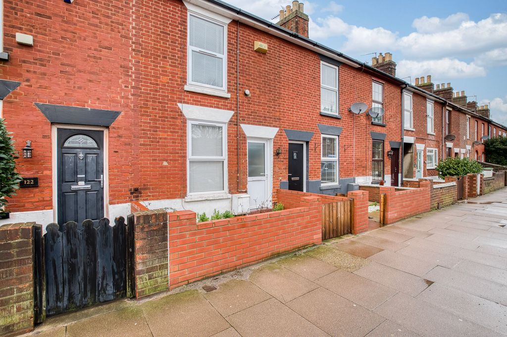 Property photo 1 of 13