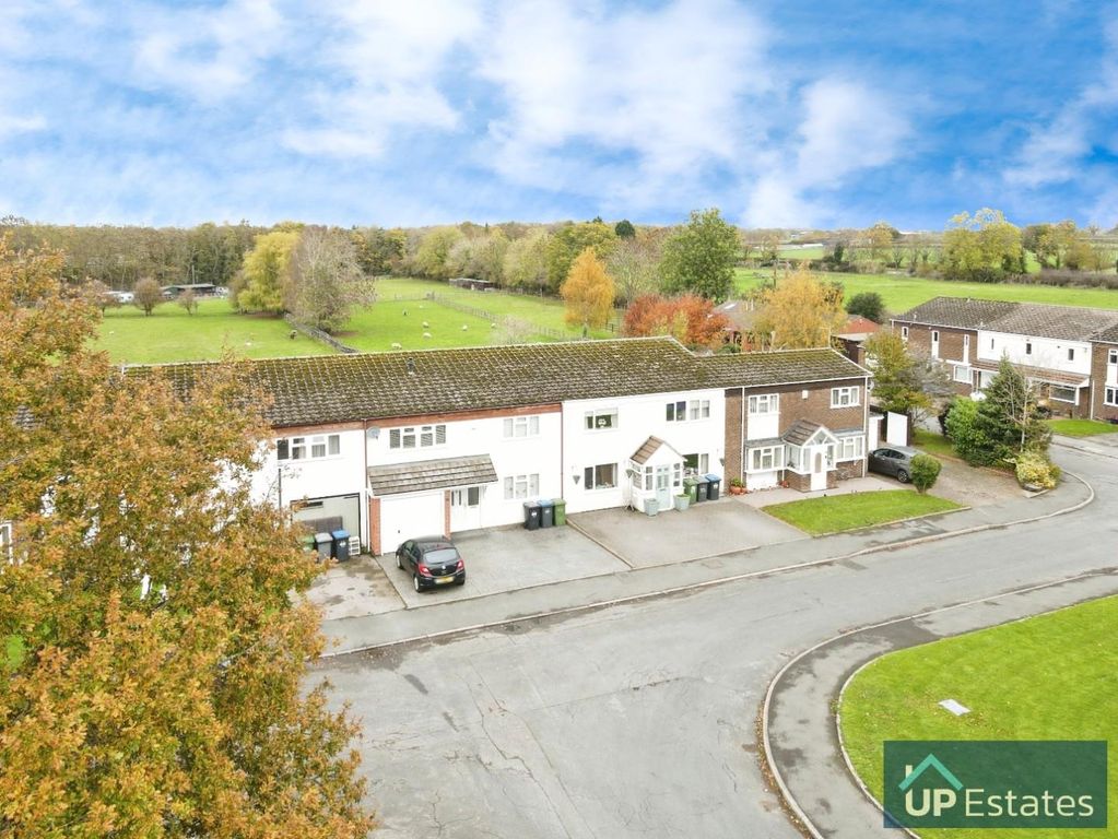 Property photo 1 of 19 Surrounding Area