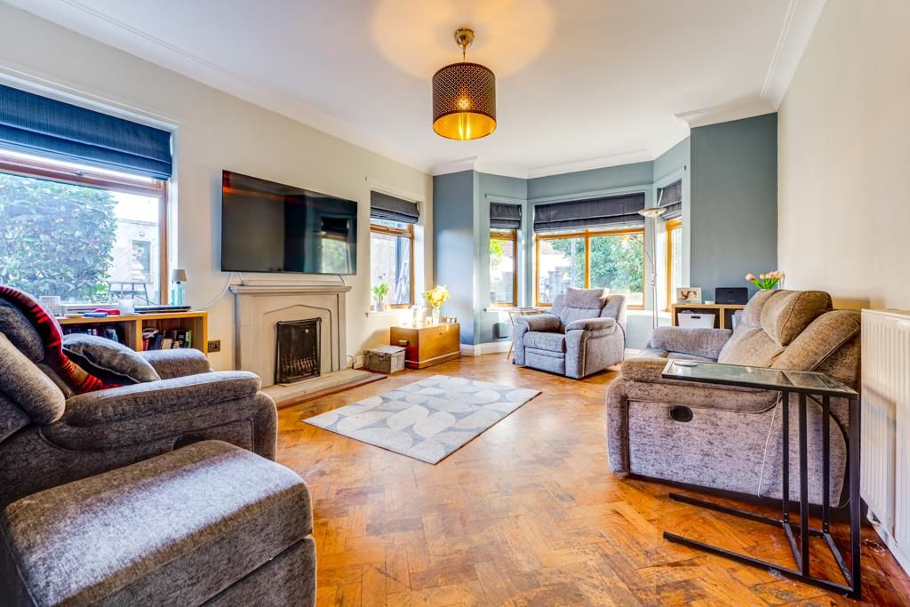 Property photo 3 of 53 106 Rockingham Road, Kettering-18.Jpg