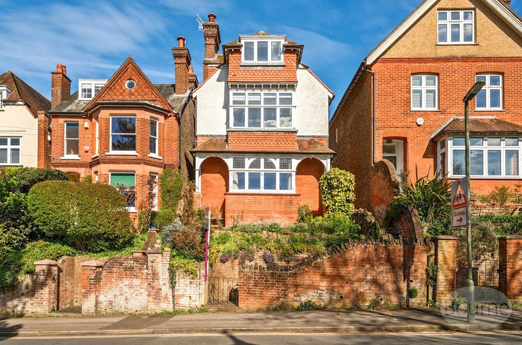 Property photo 1 of 19 Picture No. 04