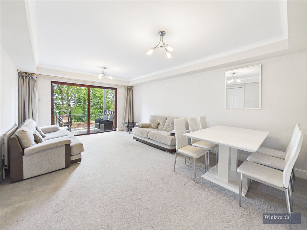 Property photo 2 of 14 Picture No. 13