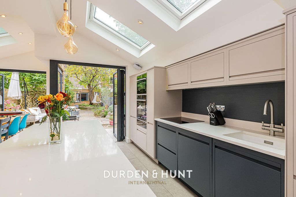 Property photo 3 of 18 Spratt-47.Jpg