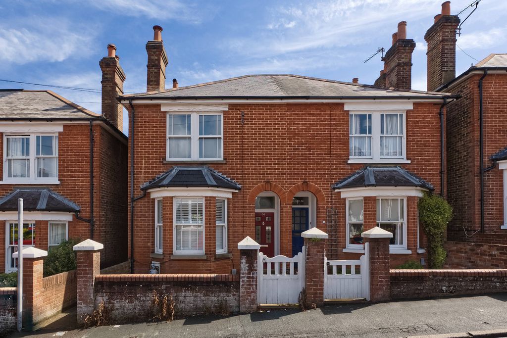 Property photo 1 of 16