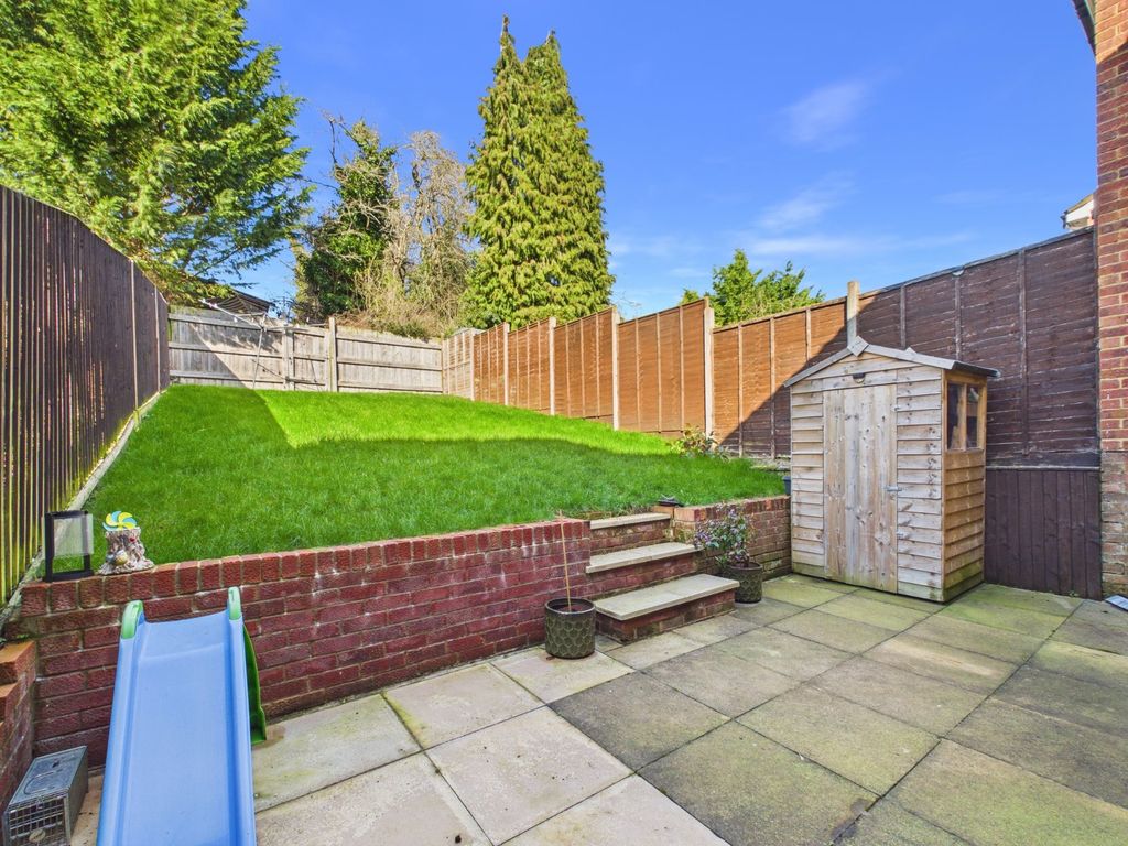 Property photo 3 of 16 Garden