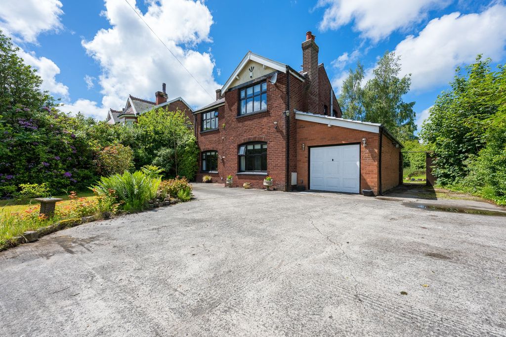 Property photo 1 of 29