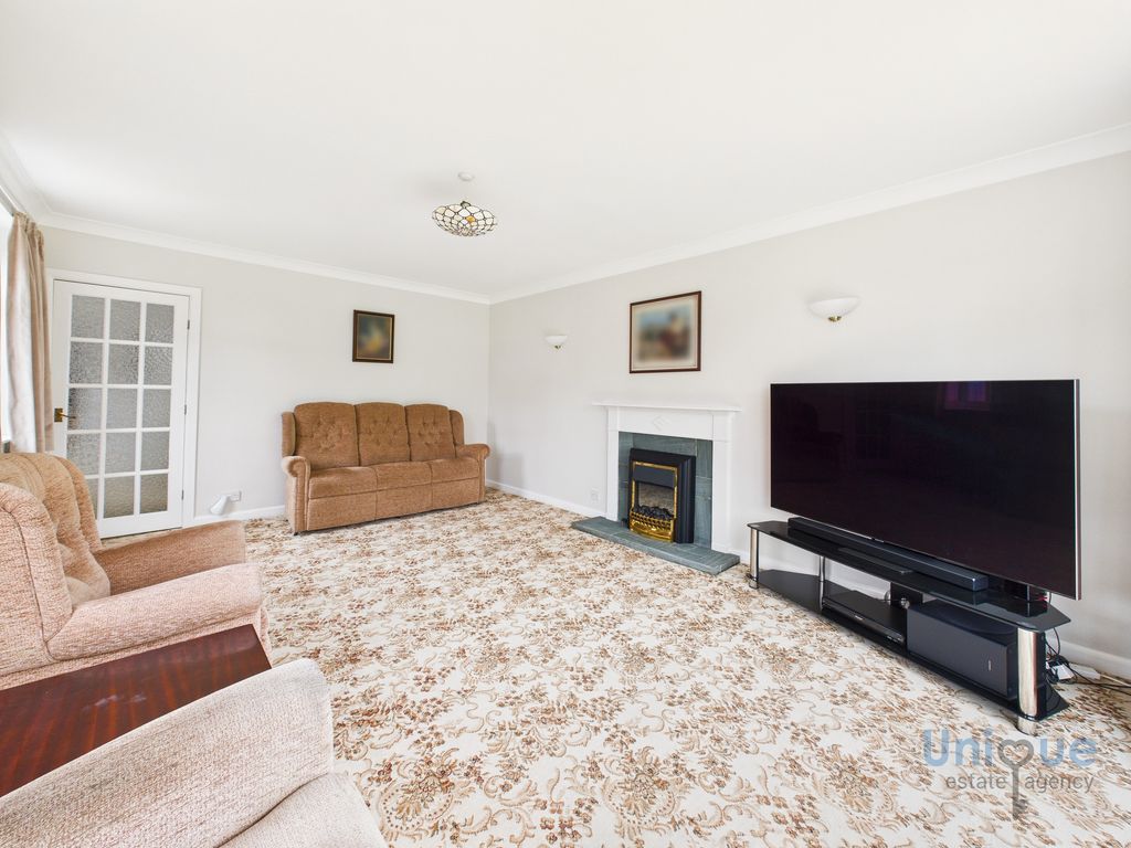 Property photo 3 of 32