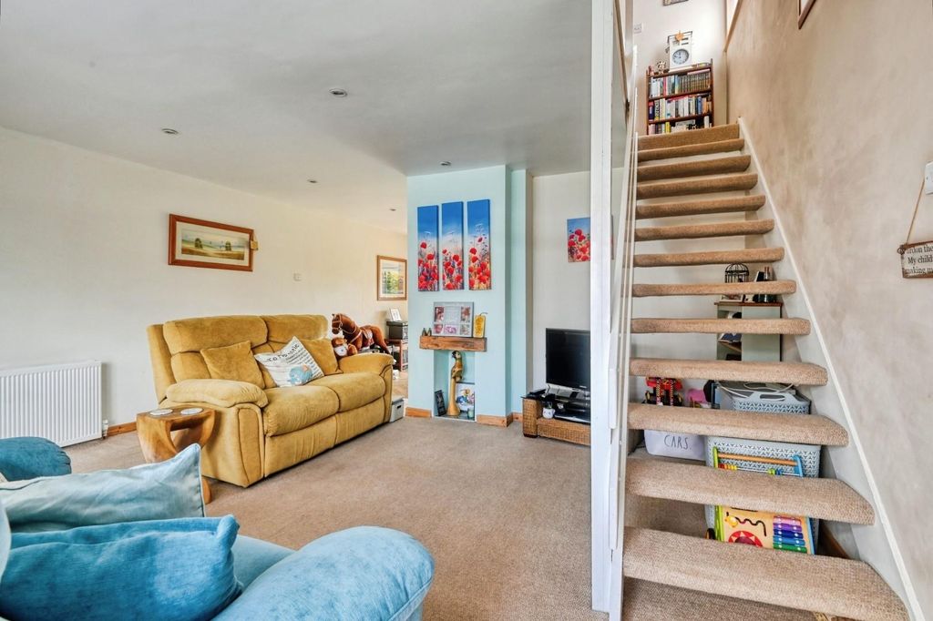 Property photo 3 of 19 9App2.Jpg