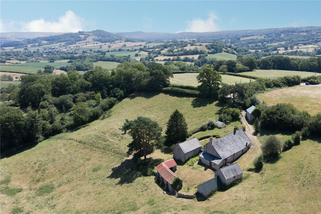 Property photo 1 of 34 Picture No. 64