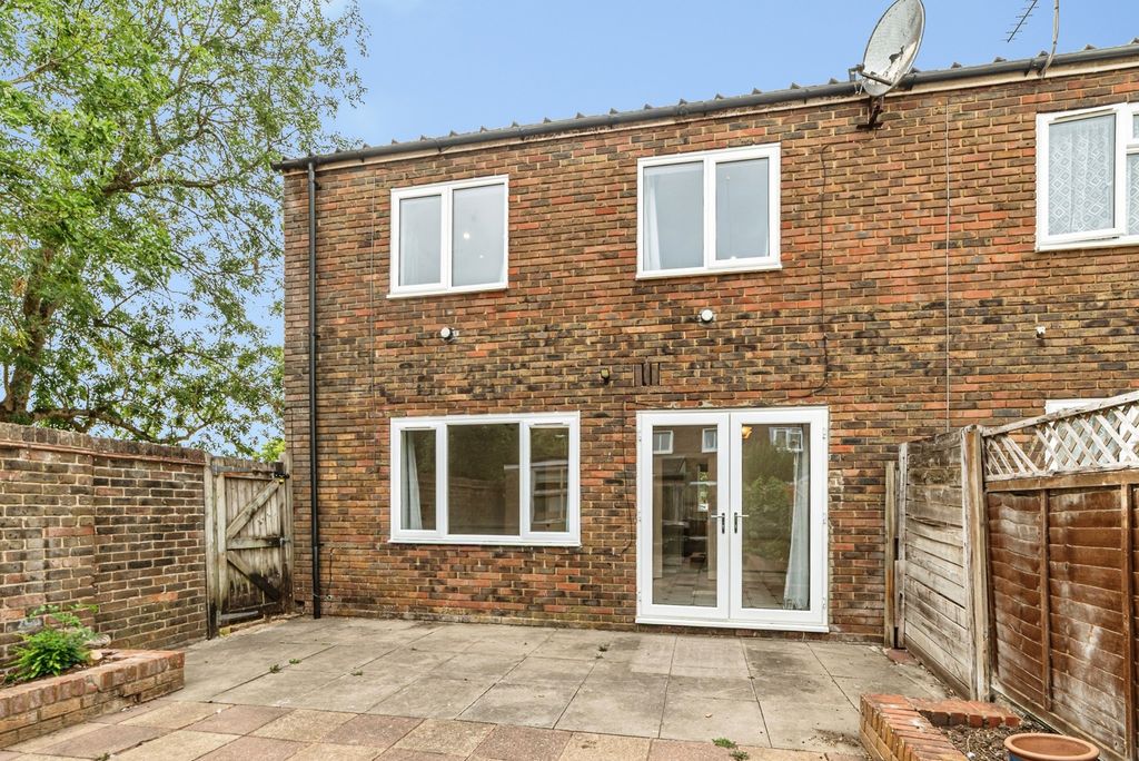 Property photo 3 of 10 Pbox-Img.Jpg
