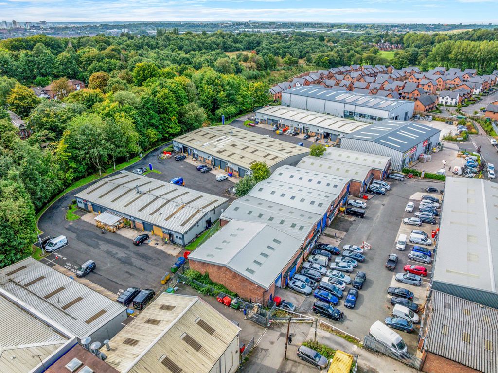 Property photo 3 of 7 8640168-20240913Mountheath Trd Est55