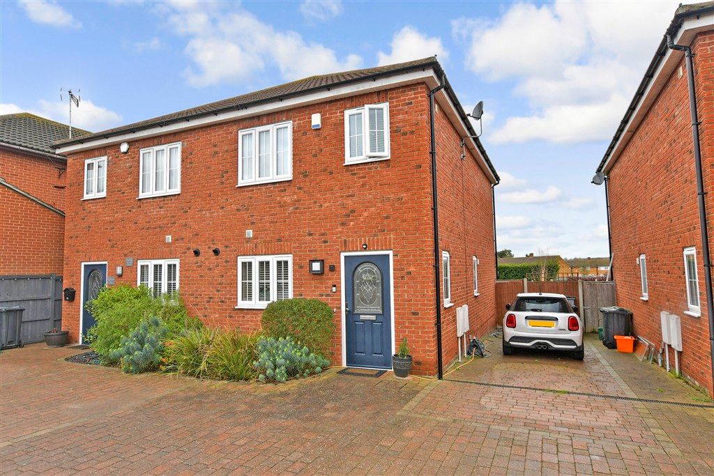 Property photo 2 of 12 External (Web)