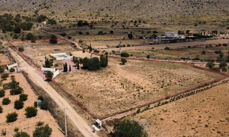 Property photo 1 of 35