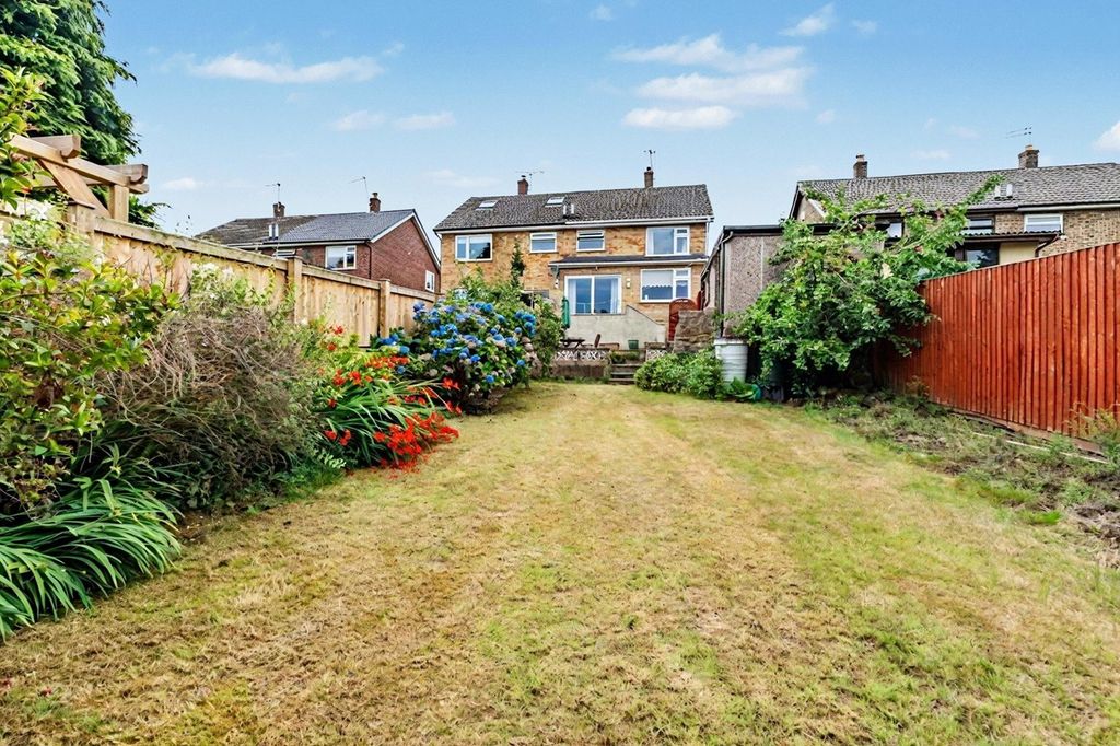 Property photo 1 of 18 Garden