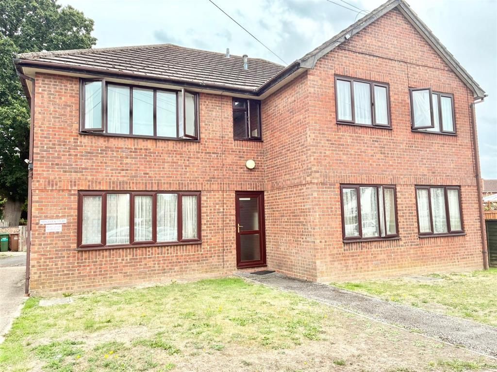 Property photo 1 of 6 Front