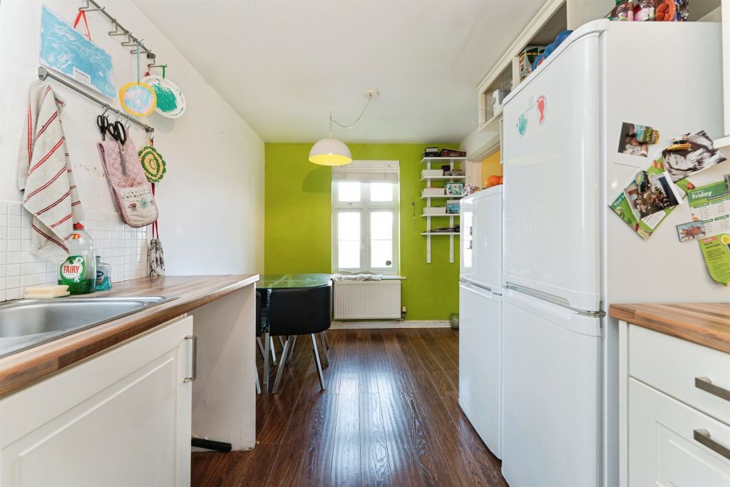 Property photo 3 of 14