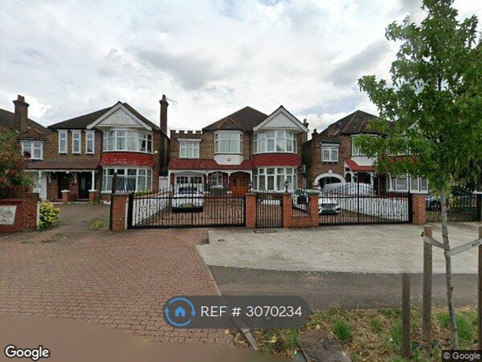 Property photo 1 of 1