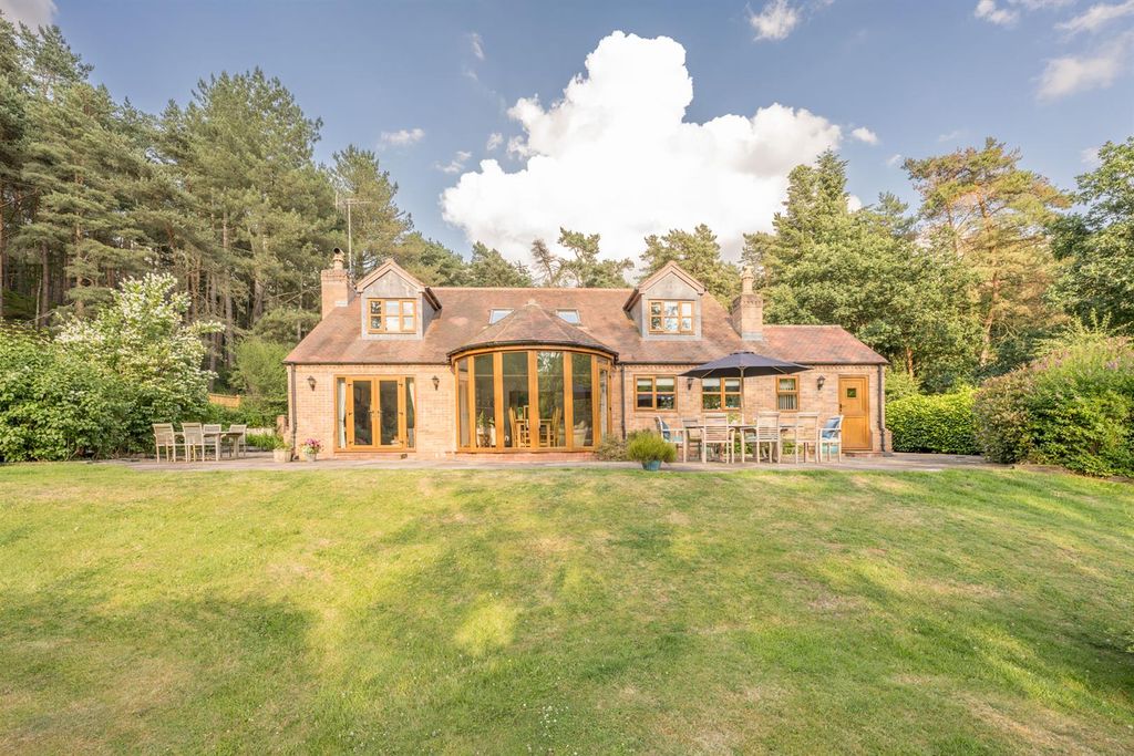 Property photo 1 of 40