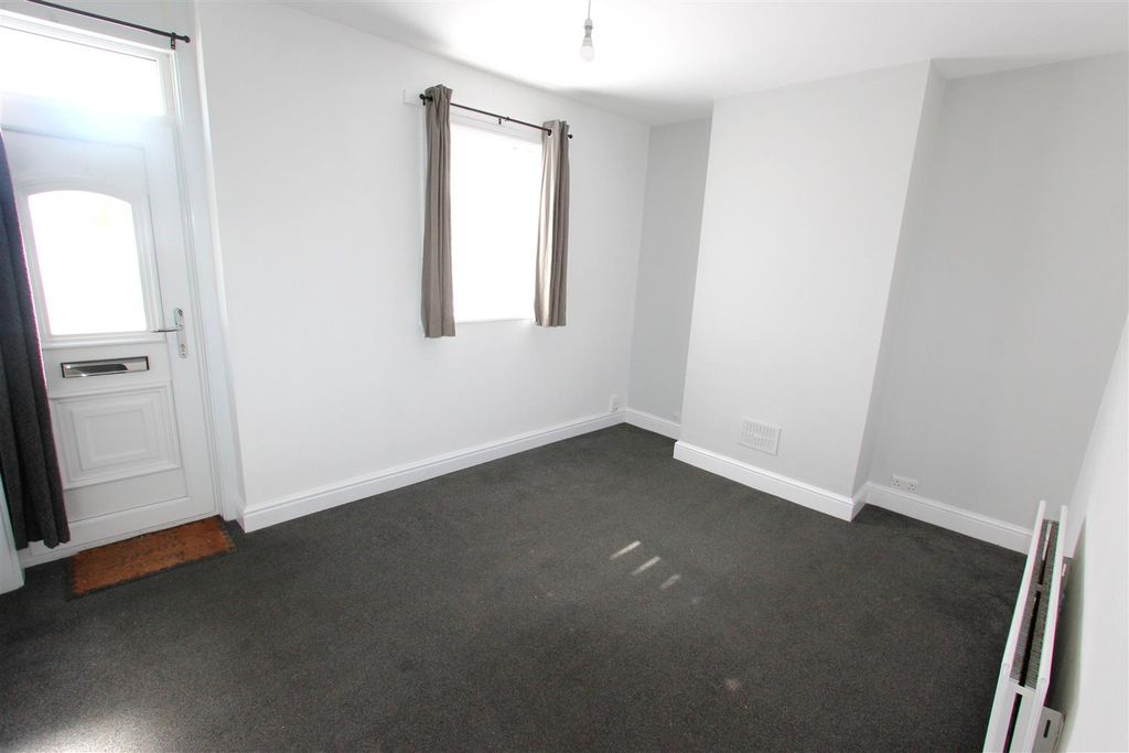 Property photo 2 of 13 2.Jpg