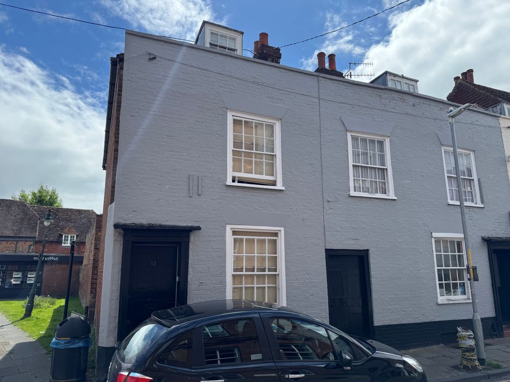 Property photo 1 of 1