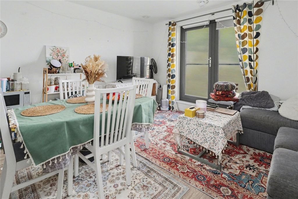 Property photo 3 of 8 Picture No. 03