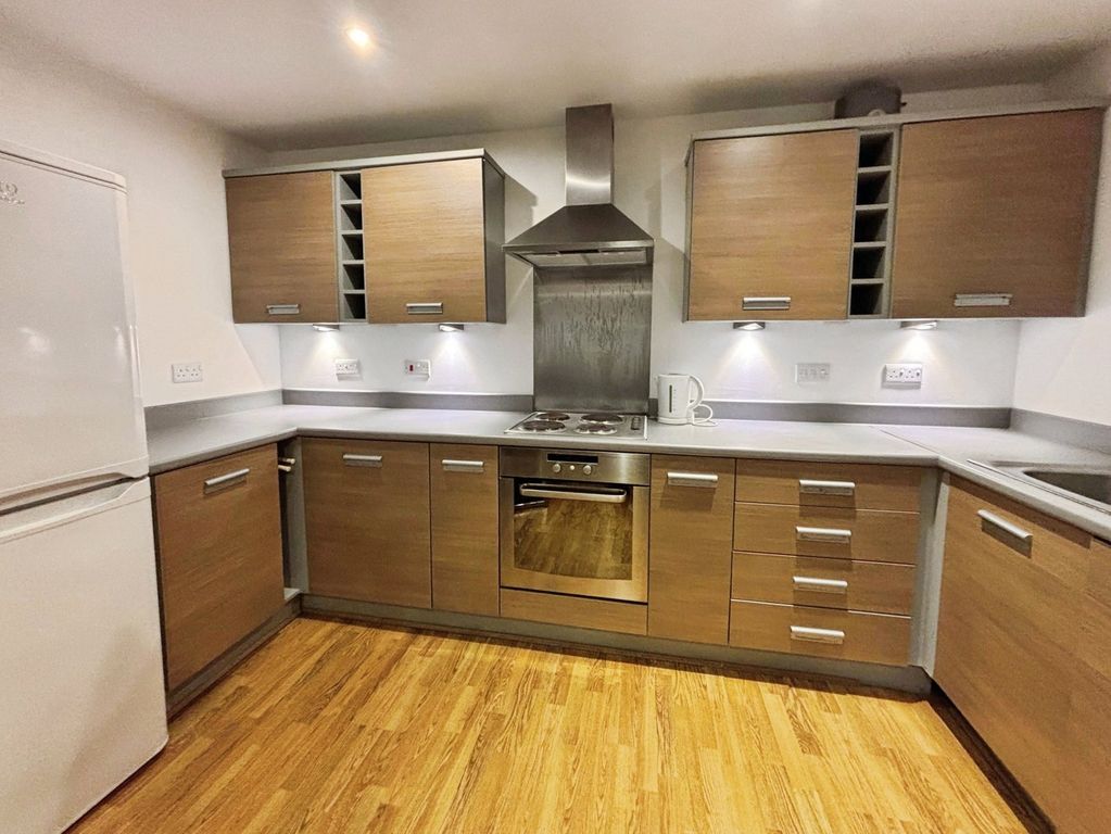 Property photo 3 of 8 Picture No. 35