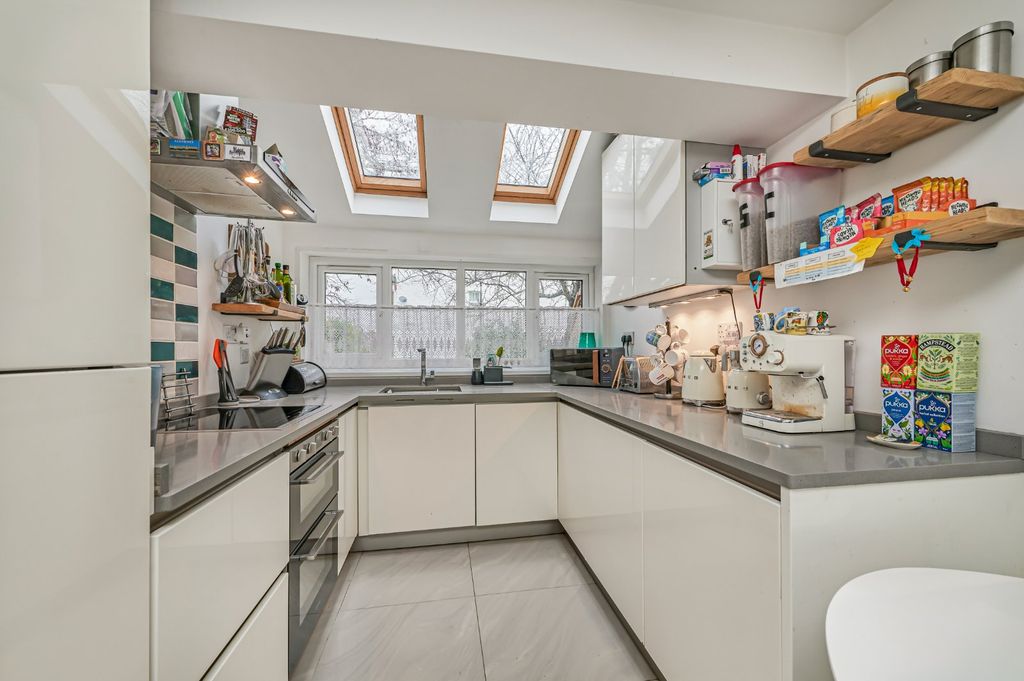 Property photo 3 of 17 Picture No. 04